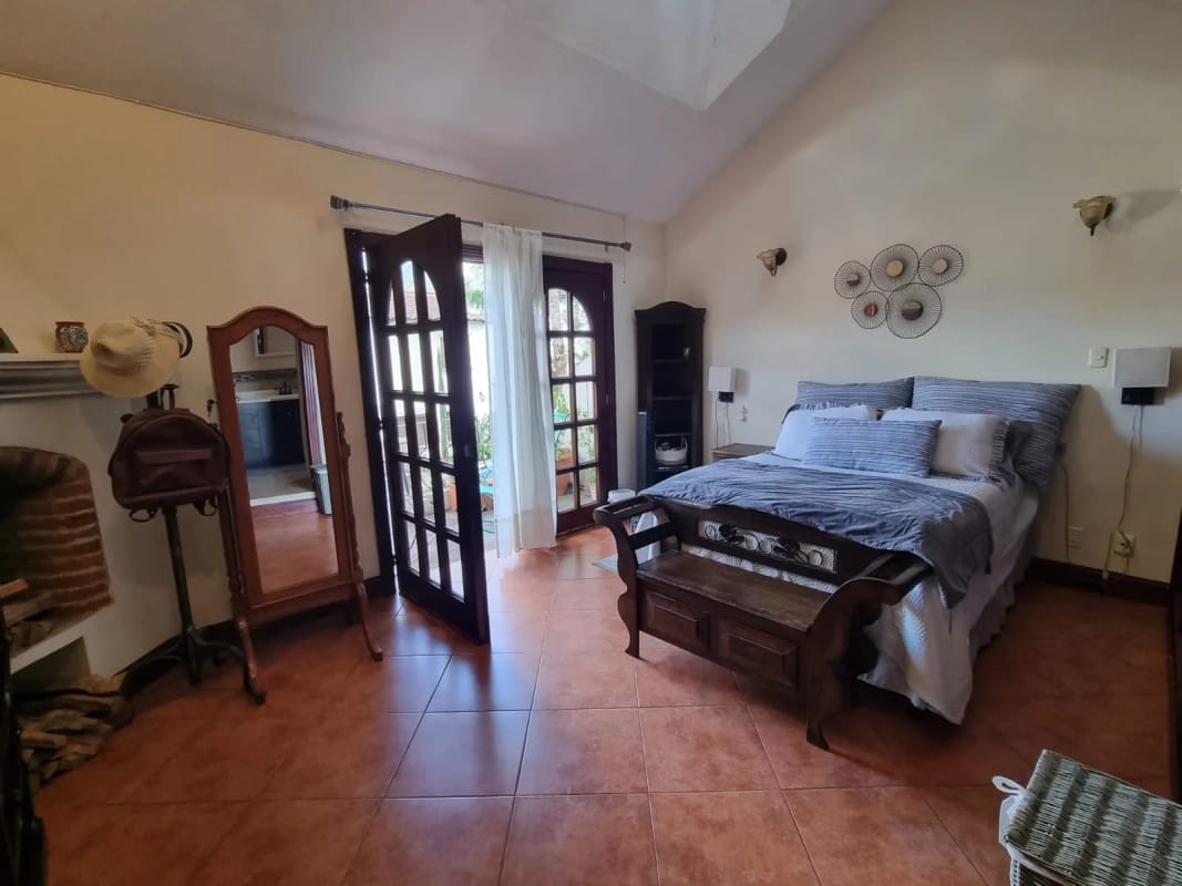 Seaside Villa gallery 1