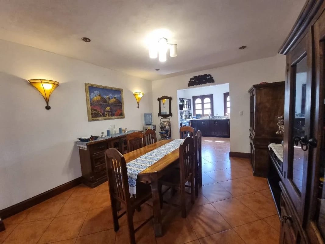 Seaside Villa gallery 1