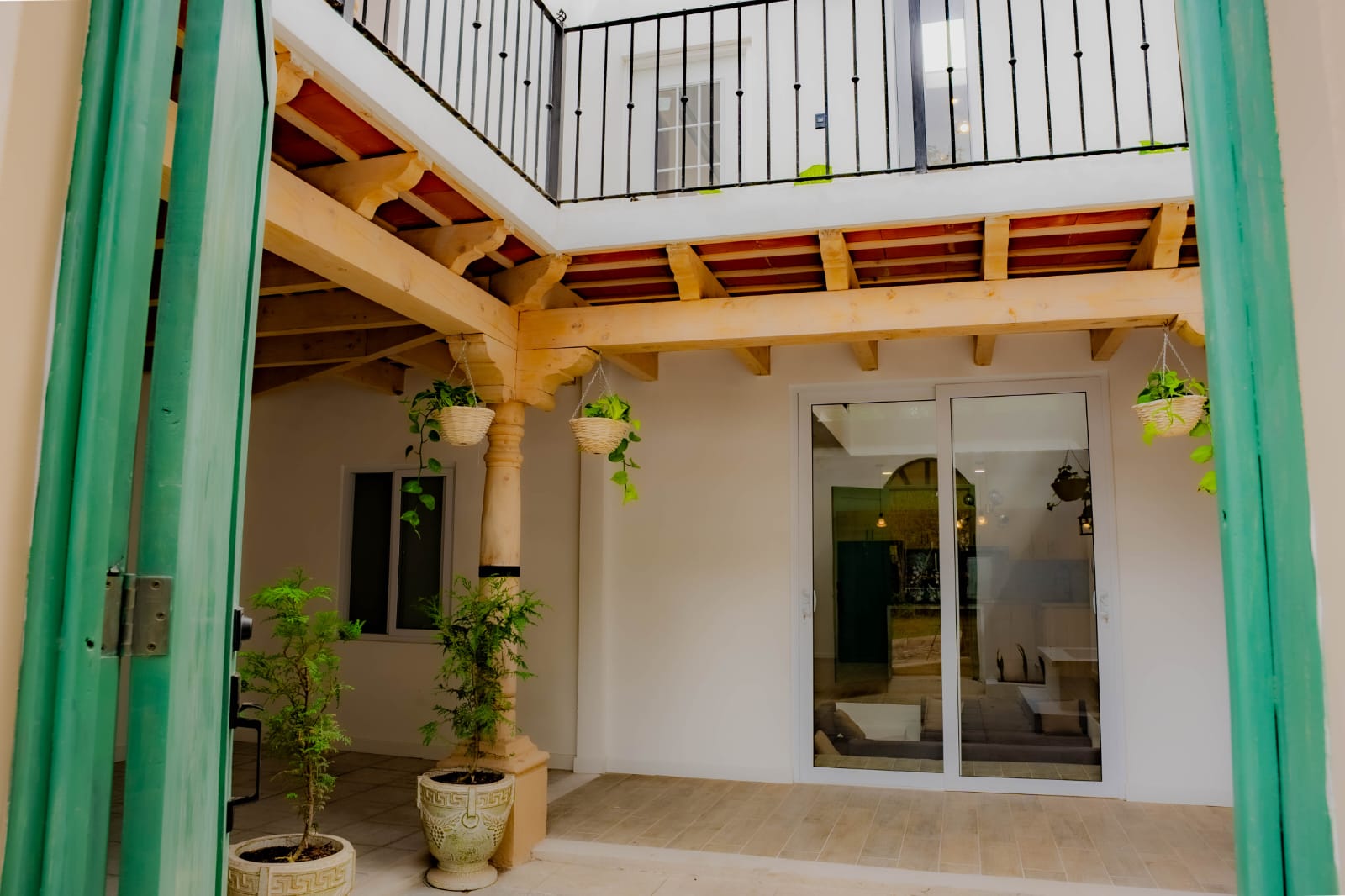 Seaside Villa gallery 1