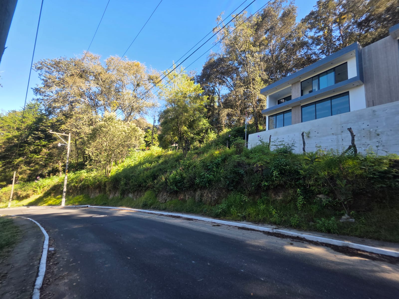 San Lucas Sacatepéquez-🌿 Terreno en Venta en Colinas de San Lucas