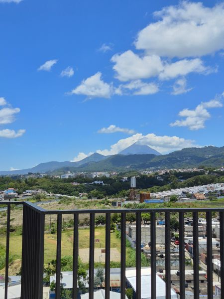 Edificio Ami-🏡Apartamento para invertir zona 10 Mixco